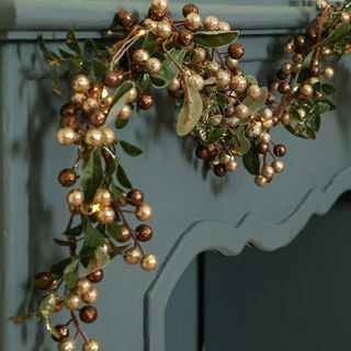 Tembaga Mistletoe Berry LED Chrismas Garland