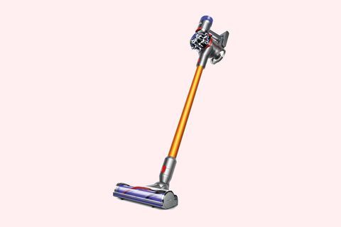 vakum tanpa kabel dyson dengan motor v6 sedang dijual di walmart.