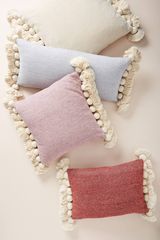 Bantal Chenille Nadia Berumbai