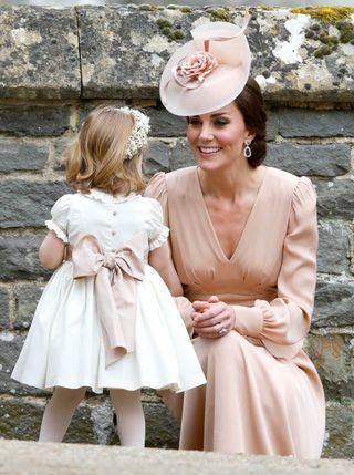 Kate Middleton dengan Putri Charlotte