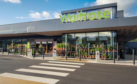 Pintu masuk supermarket Waitrose