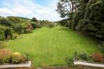 Dijual Rumah Dorset Negara Memiliki Labirin Taman Sendiri