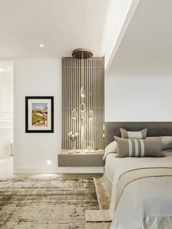 kamar tidur utama kelly hoppen di rumahnya di london