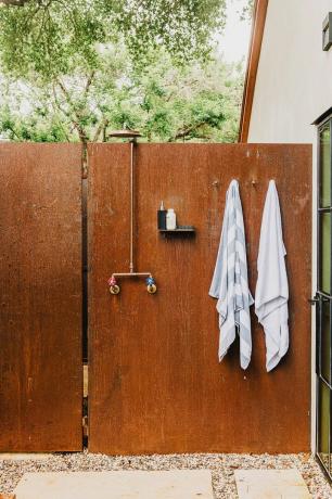 shower outdoor modern pedesaan