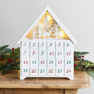 Kalender Musim Dingin dari Kayu Advent