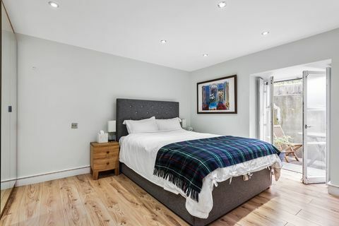 Old Royal Free Place - Islington - kamar tidur - Savills