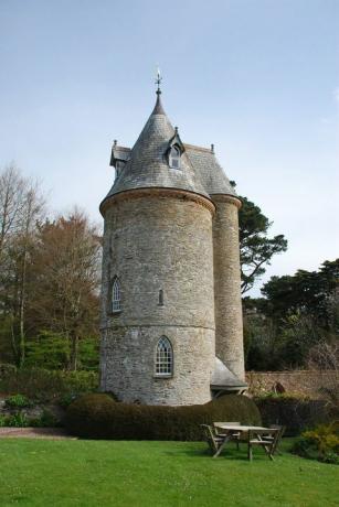 Menara Air, potret luar - © National Trust Images, Mike Henton