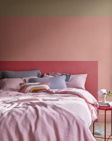 kamar tidur dengan cat pink dari dulux