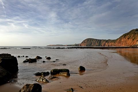 pondok pantai jerami untuk dijual di devon