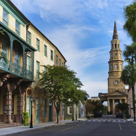 Tur Haunted Twilight Horse and Carriage di Charleston