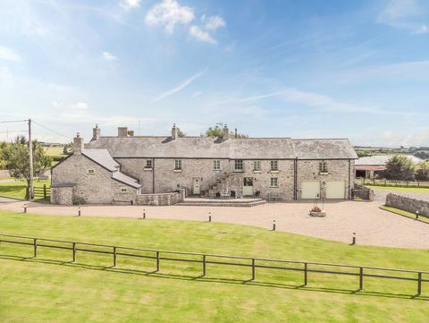 Prisk Farm - rumah pertanian - Vale of Glamorgan - Wales - Savills