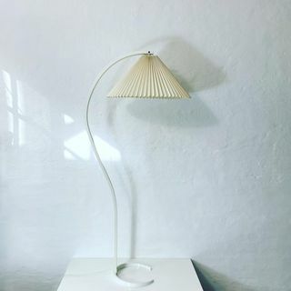 Lampu Lantai Vintage