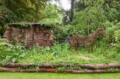 Taman Kesejahteraan Kuda Dunia. Dirancang oleh: Adam Woolcott dan Jonathan Smith. Disponsori oleh: Kesejahteraan Kuda Dunia. RHS Chelsea Flower Show 2017