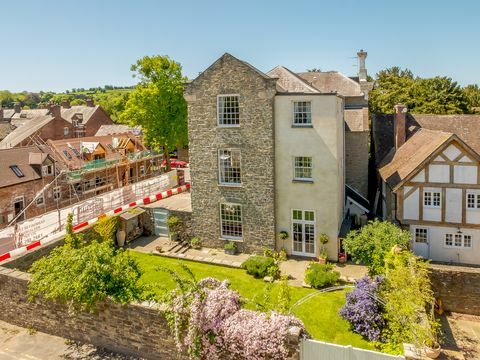 Rumah Batu, 113 Corve Street, Ludlow, Shropshire, ekstensi