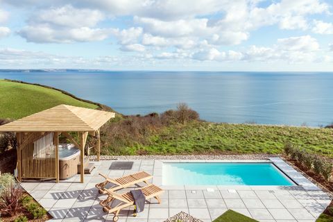 Mevagissey - Cornwall - properti - taman - OnTheMarket.com