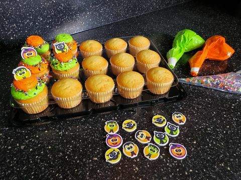 kit dekorasi cupcake halloween klub sam