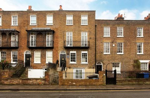 63 Kings Road - Windsor - AY Nutt - depan - Hamptons International