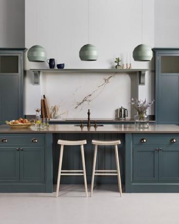 Dapur gelap dari Harvey Jones