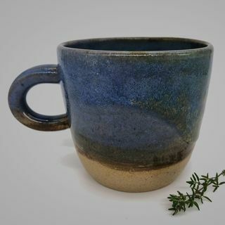 Mug Tanah Liat Stoneware Pedesaan