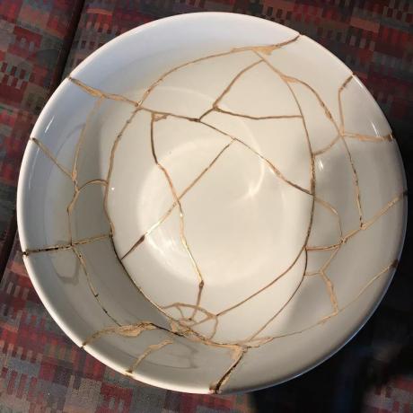 Mangkuk Kintsugi