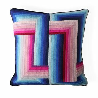 Bantal Infinity Bargello