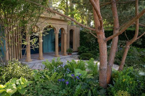 chris beardshaw's g﻿old medalwinning rnli garden dari rhs chelsea flower show﻿﻿