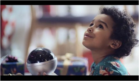 Iklan Natal John Lewis - Starry Sky LED Night Light