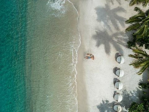 pantai gula st lucia, pantai pasir putih