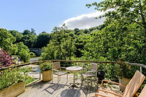 Dinham Weir House - The Linney - Ludlow - balkon - Strutt & Parker