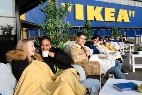 IKEA dan Virgil Abloh menciptakan antrian 'comfiest' dunia untuk peluncuran koleksi MARKERAD yang ditunggu-tunggu (5)