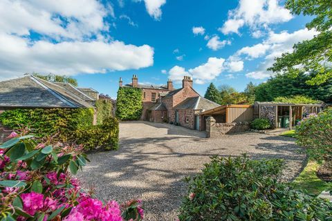 Rumah Delford dijual di desa Kinnaird yang indah, Perthshire