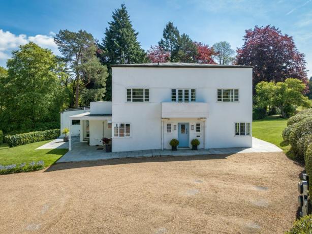 Rumah art deco tahun 1930-an di surrey