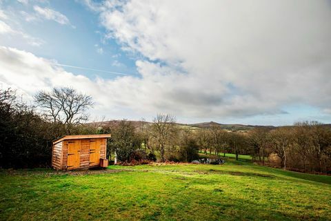 keluar dari jaringan dengan pondok cantik ini di brecon beacon, wales