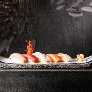 Sushi Masterclass untuk Dua Orang di The Prince Akatoki, London