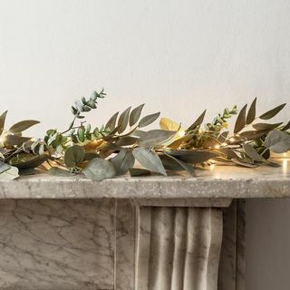 1.5m Eucalyptus & Laurel Christmas Garland Micro Light Bundle