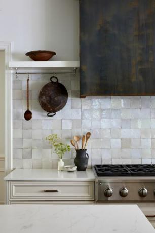 backsplash ubin zellige putih