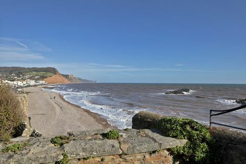 pondok pantai jerami untuk dijual di devon