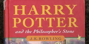 Buku Harry Potter Akan Dilelang Di Chisties Di London