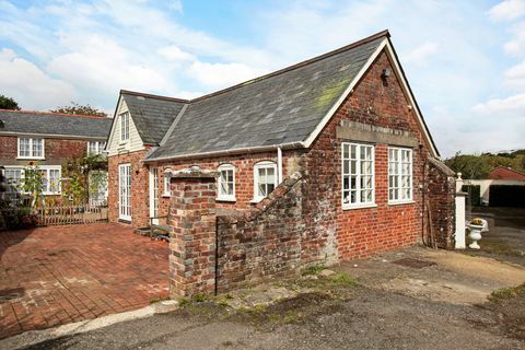 Portman Lodge - Durweston - Dorset - cottage annexe - Savills