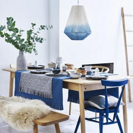 Inspirasi gaya scandi. Stylist: Lorraine Dawkins