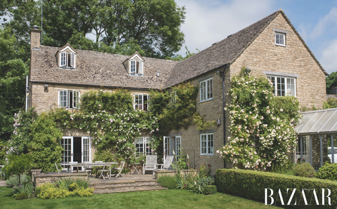 Samantha Cameron menyambut Harper's Bazaar di dalam rumahnya di Cotswolds yang indah