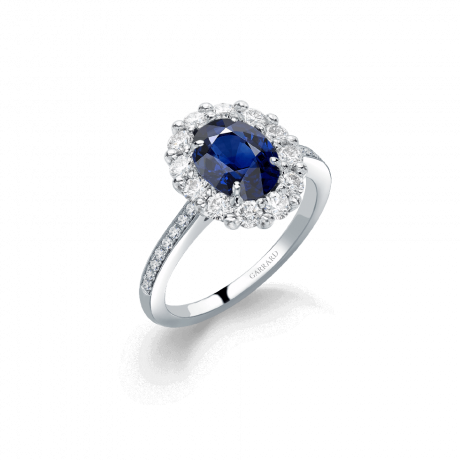 1735 Cincin Safir Di Platinum dengan Berlian