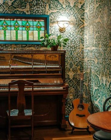 ruang musik, wallpaper bunga hijau, piano