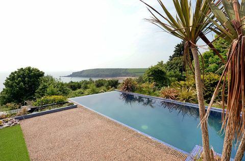 Gunung Severn, Pembrokeshire, Wales, chalet pantai dijual