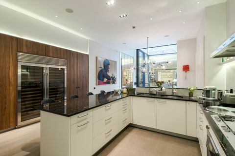 16 South Row - Properti Kensington - dapur - Hamptons International