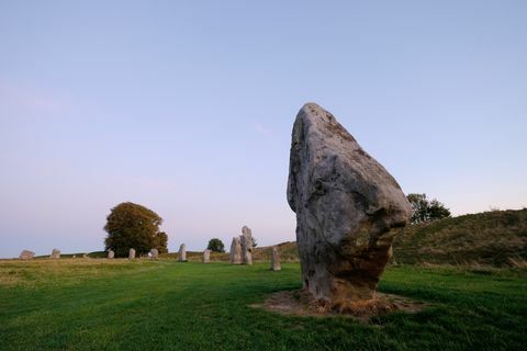 batu berdiri avebury, wiltshire, Inggris