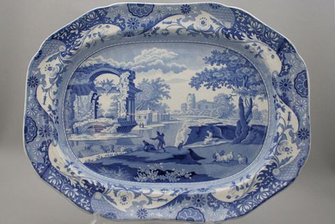 biru-Italia-awal-spode-piring