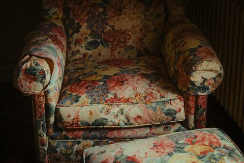 Sofa di rumah