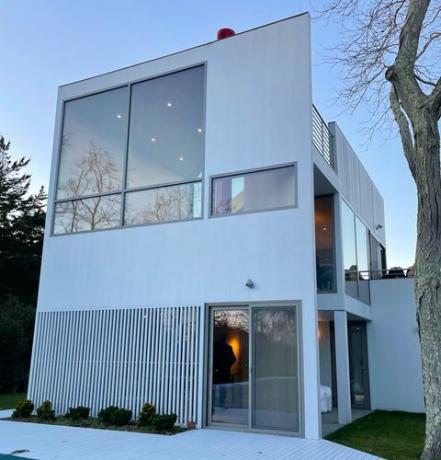 charles gwathmey michael tolan house robert siegel amanagestt hamptons new york